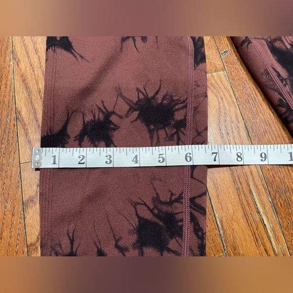 Women's Brown and Black Tie-Dye Leggings - Picture 3 of 8